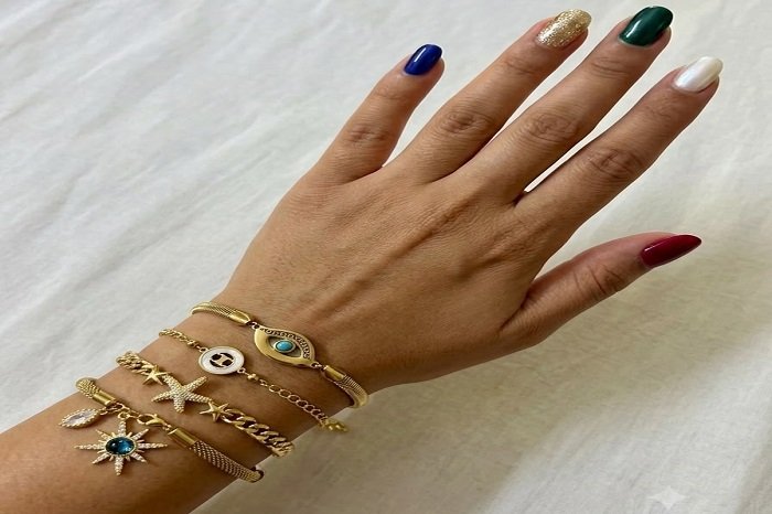 Rakhi & Gifts